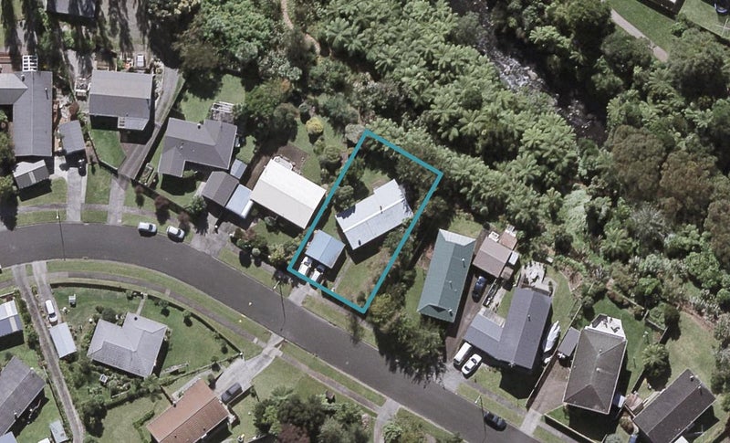 12 Salcombe Terrace, Welbourn, New Plymouth - Carousel 1
