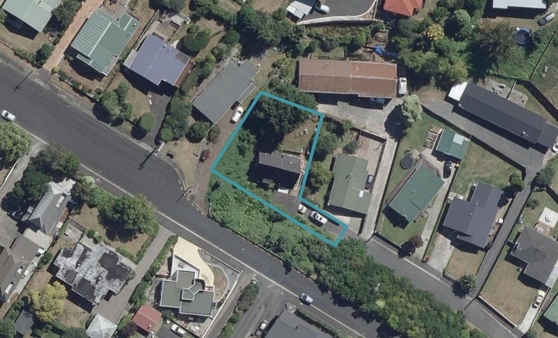 28 Carey Street, Maeroa, Hamilton - Carousel 1