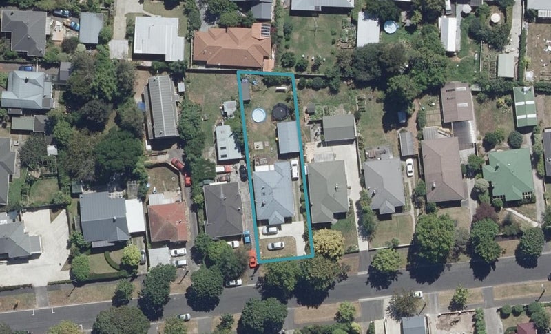 9 Gillies Avenue, Claudelands, Hamilton - Carousel 1