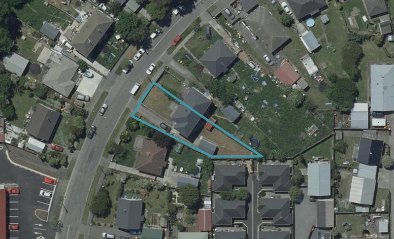 8 Rowcliffe Crescent, Avonside, Christchurch - Carousel 1