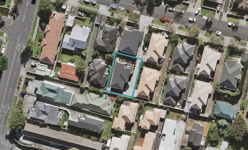 32 Queen Mary Avenue, Epsom, Auckland - Carousel 1