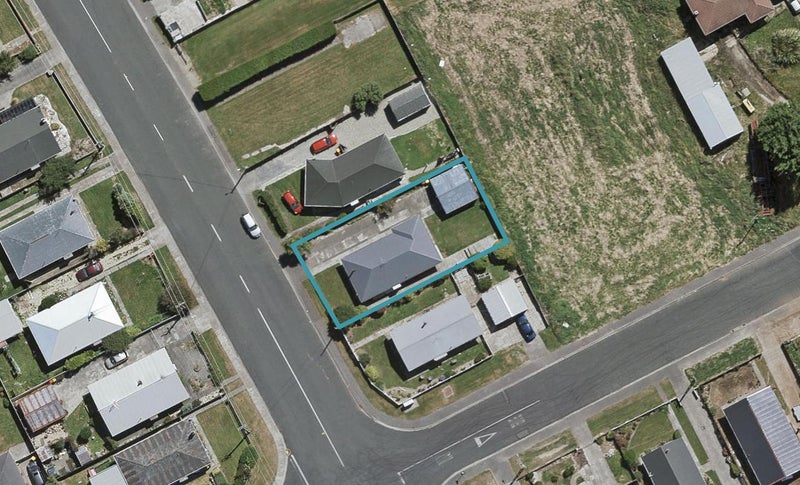 40 Wicklow Street, Clifton, Invercargill - Carousel 1