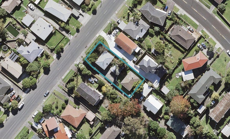 2/55 Hepburn Road, Glendene, Auckland - Carousel 1