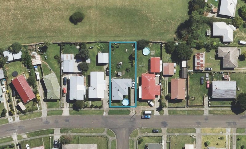 55 Dalton Street, Outer Kaiti, Gisborne - Carousel 1
