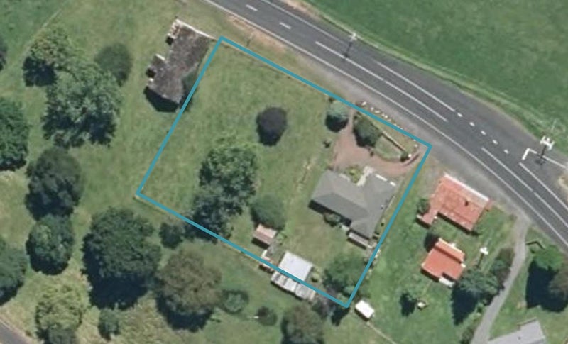 1130 State Highway 4, Manunui, Taumarunui - Carousel 1