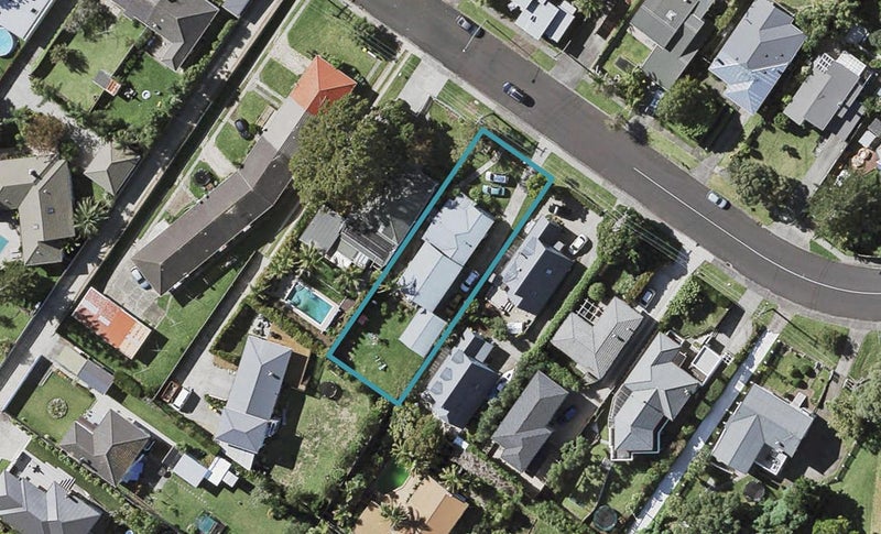 21 Creamer Avenue, Belmont, Auckland - Carousel 1
