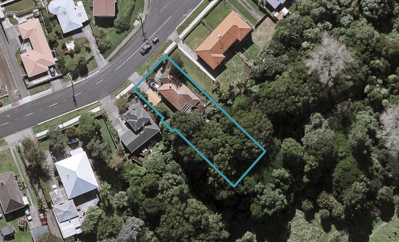 49 Brois Street, Frankleigh Park, New Plymouth - Carousel 1