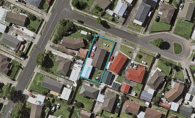 3 Rimini Place, Clover Park, Auckland - Carousel 1
