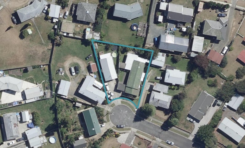 14 Maynard Place, Temple View, Hamilton - Carousel 1