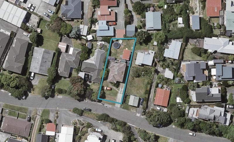11 Middleton Road, Paraparaumu Beach, Paraparaumu - Carousel 1