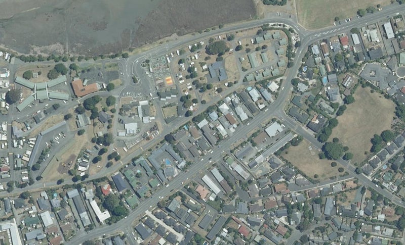 18 Golf Road, Tāhunanui, Nelson - Carousel 1