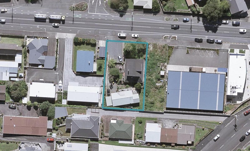19 Breakwater Road, Moturoa, New Plymouth - Carousel 1