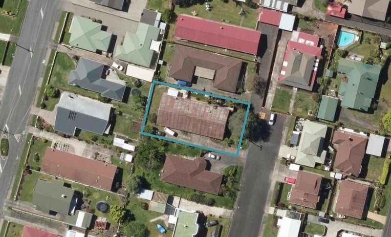 2/15 ZEALANDIA ST, MAIRTOWN, WHANGAREI - Carousel 1
