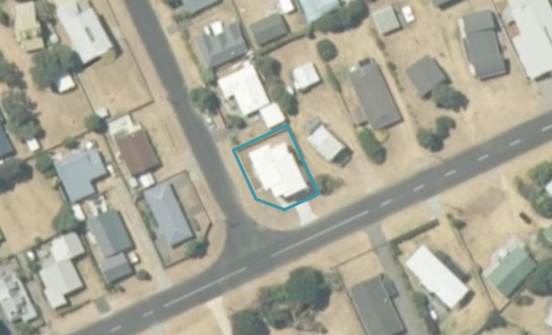 301 Papanui Road, Whangamatā - Carousel 1
