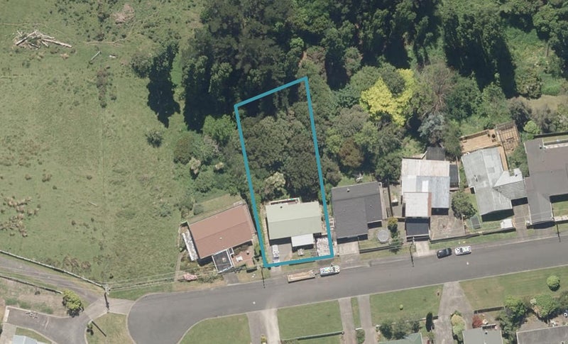 32 Burtts Road, Durie Hill, Whanganui - Carousel 1
