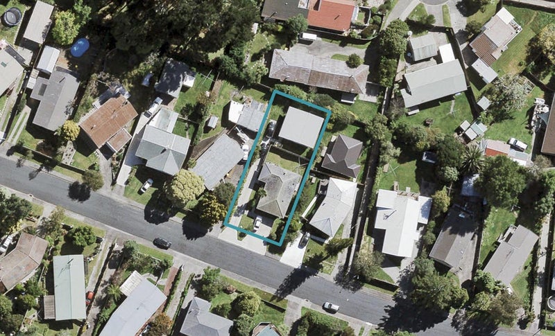 28 Jillian Drive, Ranui, Auckland - Carousel 1