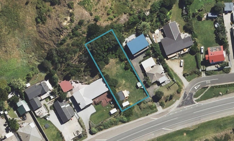 103 Moana Road, Okitu, Gisborne - Carousel 1