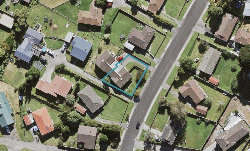 28 Brougham Place, West Harbour, Auckland - Carousel 1