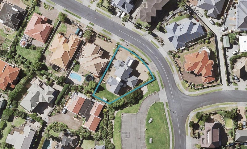39 McCahill Views, Botany Downs, Auckland - Carousel 1