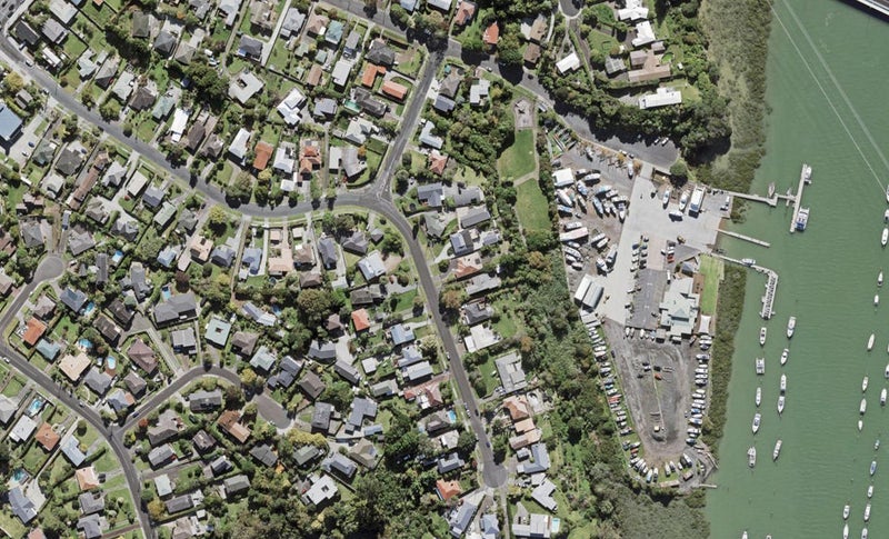 36 Covil Avenue, Te Atatu South, Auckland - Carousel 1