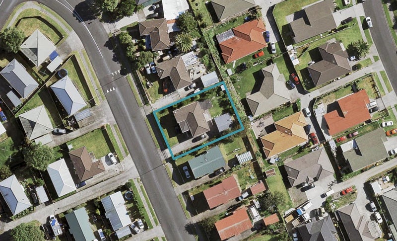 33 Barneys Farm Road, Clendon Park, Auckland - Carousel 1