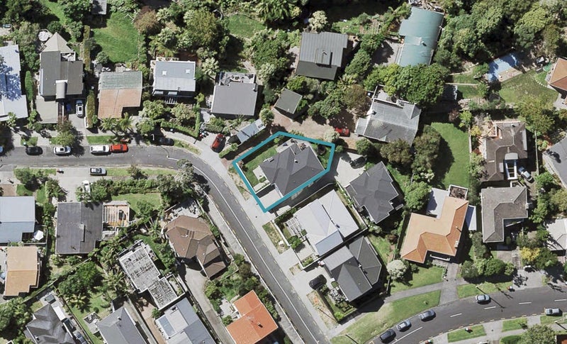 1C Geraldine Place, Kohimarama, Auckland - Carousel 1