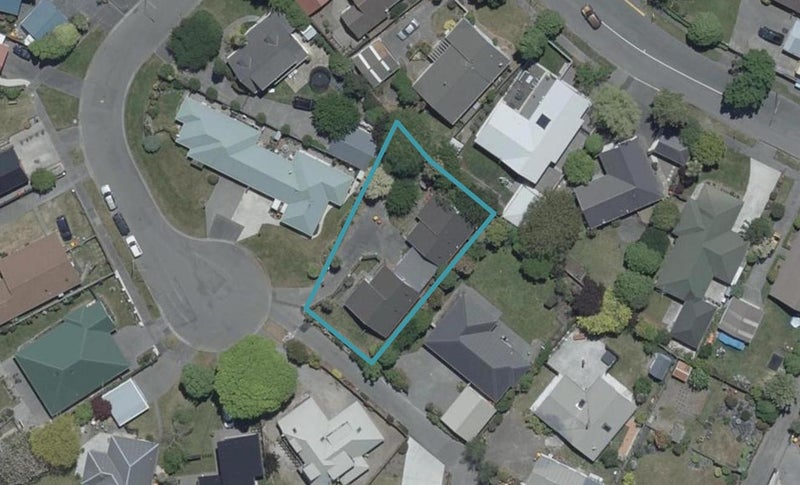 2/21 Farnley Place, Parklands, Christchurch - Carousel 1