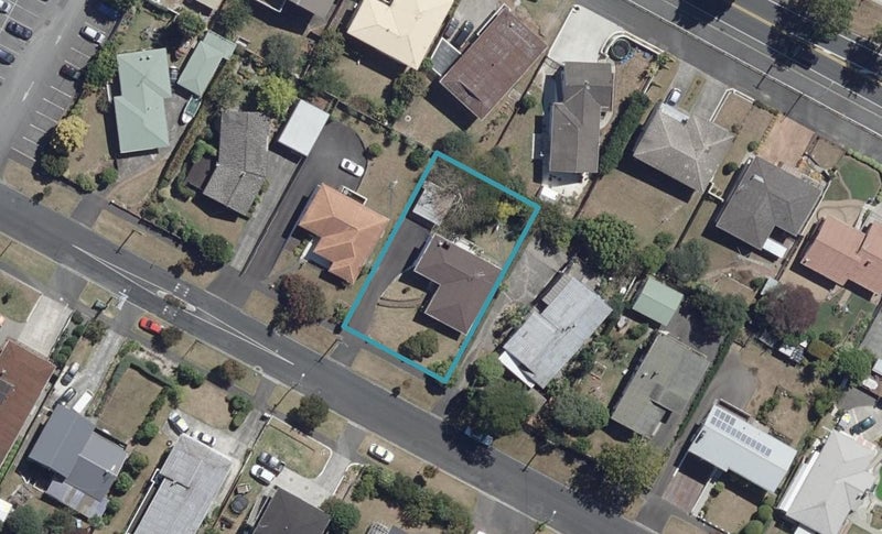 61 MacDonald Road, Glenview, Hamilton - Carousel 1