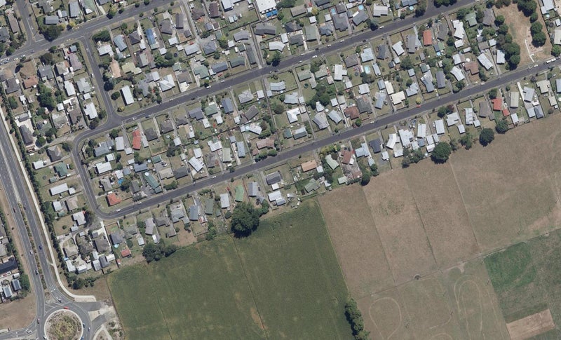 25 Northolt Road, Fairview Downs, Hamilton - Carousel 1