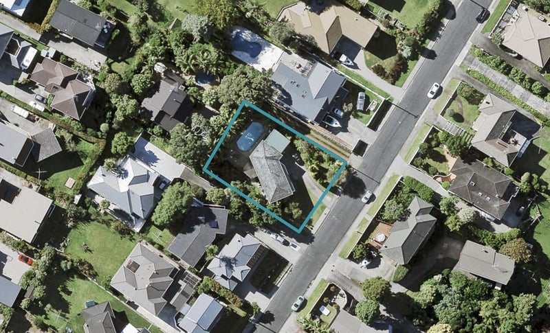 17 Alexander Street, Cockle Bay, Auckland - Carousel 1