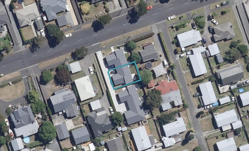 2/80 East Street, Enderley, Hamilton - Carousel 1