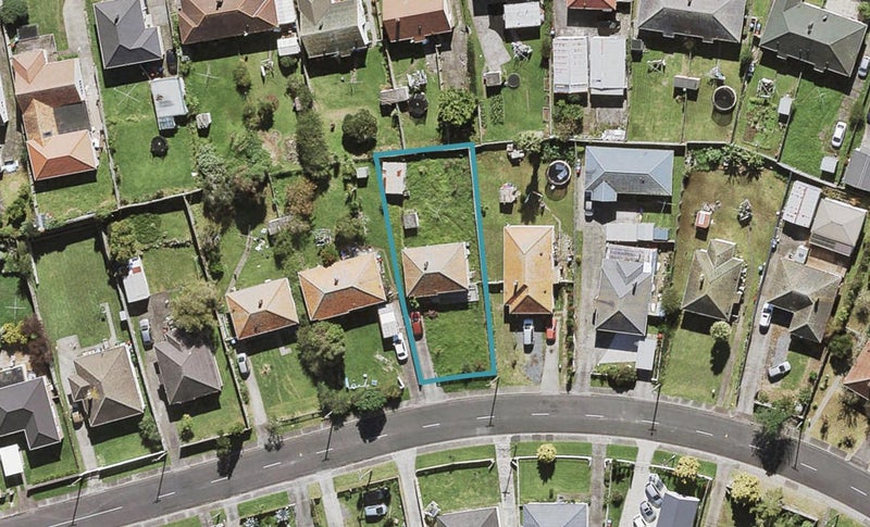 13 Parkinson Avenue, Wesley, Auckland - Carousel 1