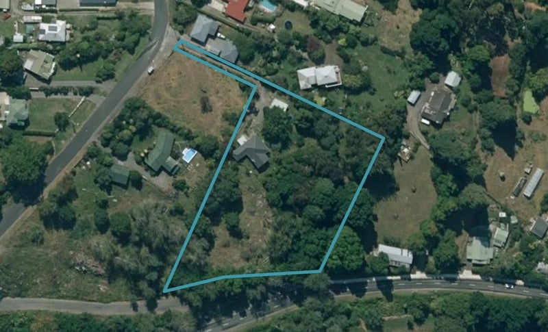 15 Abbotsford Road, Waipawa, Waipawa - Carousel 1