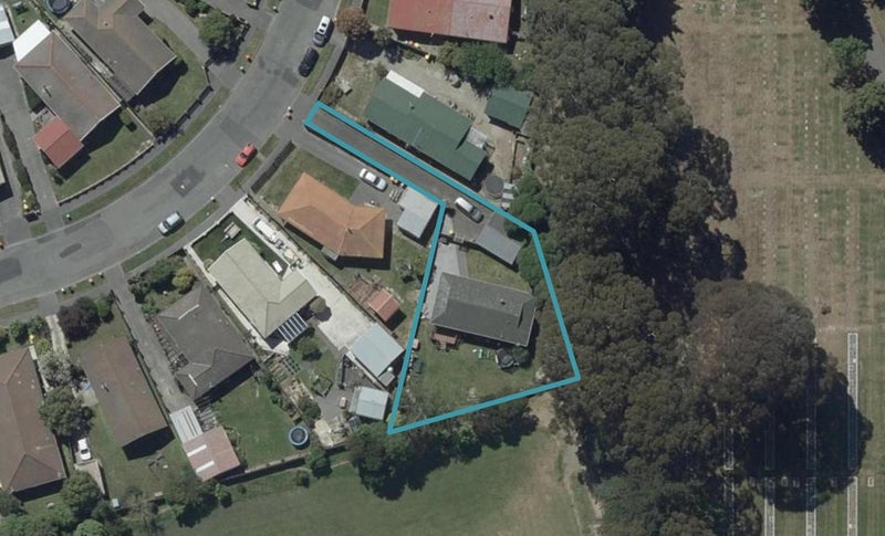 28 Kawau Crescent, Bromley, Christchurch - Carousel 1