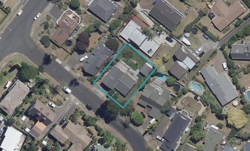 5 Ngaio Place, Pukete, Hamilton - Carousel 1