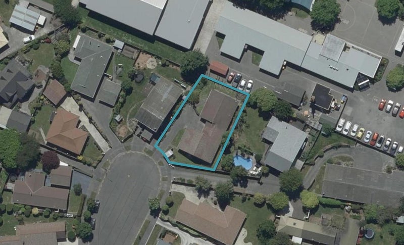 1/30 Wyatt Place, Russley, Christchurch - Carousel 1