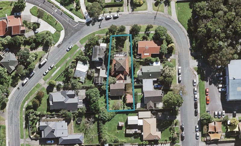 26 Kauri Glen Road, Northcote, Auckland - Carousel 1