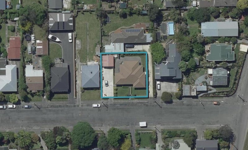 83 Corson Avenue, Beckenham, Christchurch - Carousel 1