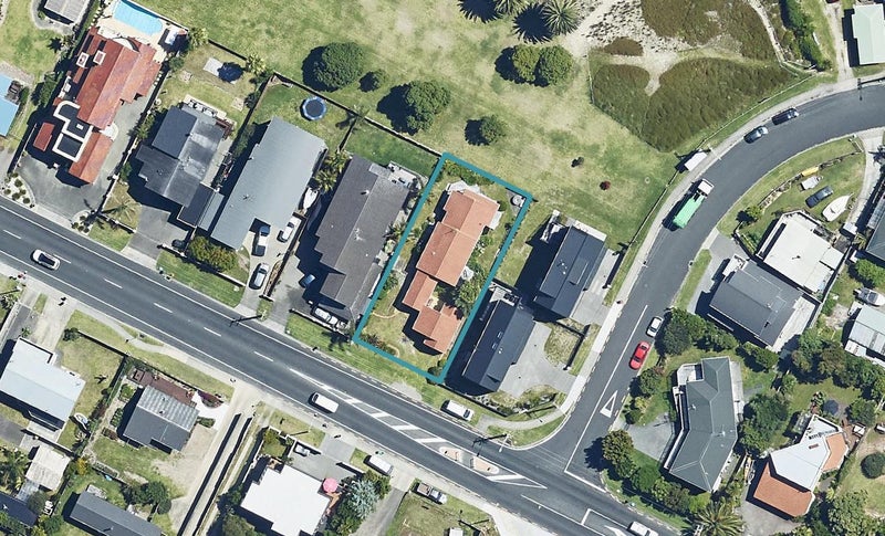 1179 Papamoa Beach Road, Papamoa Beach, Papamoa - Carousel 1