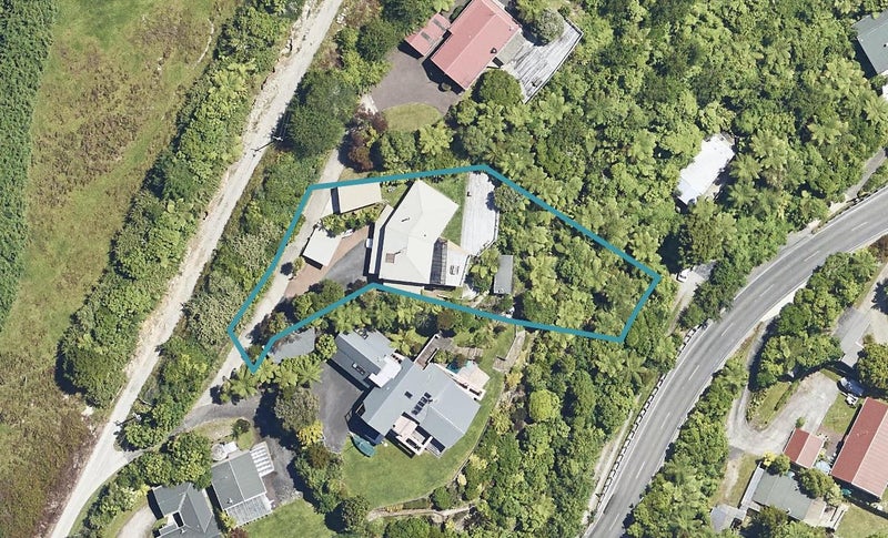 14 Spencer Road, Lake Tarawera, Rotorua - Carousel 1