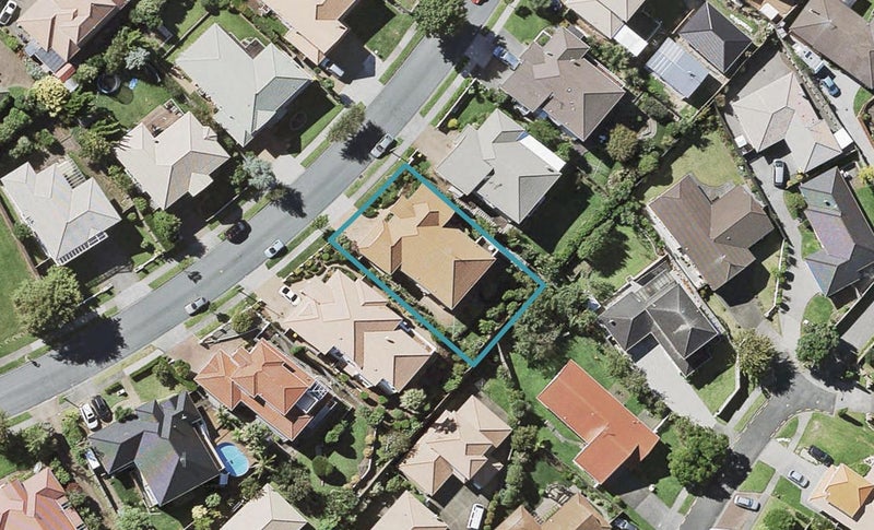63 Edendale Road, Somerville, Manukau - Carousel 1
