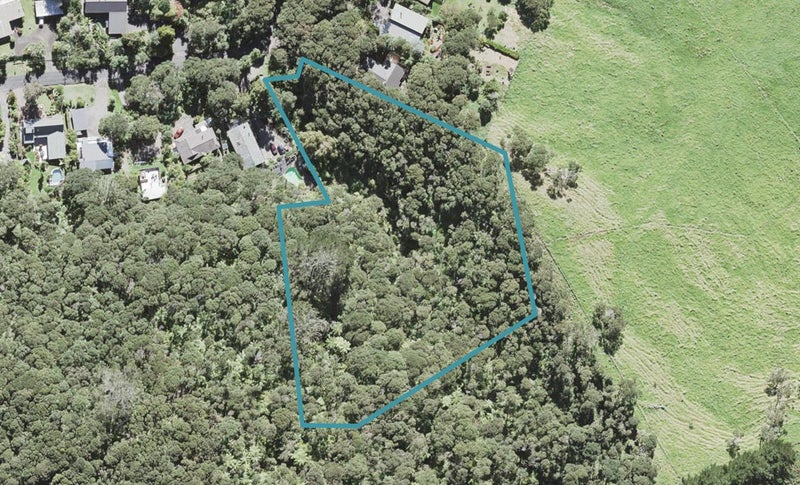 38 Opanuku Road, Henderson Valley, Auckland - Carousel 1