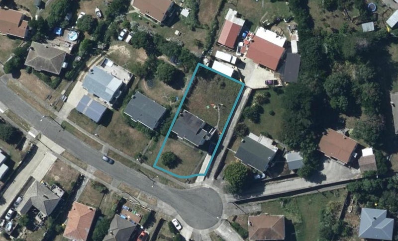 13 Whenua View, Titahi Bay, Porirua - Carousel 1