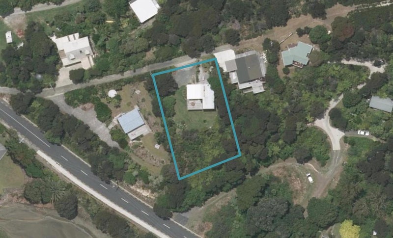 81 Wintle Street, Mangawhai Heads, Mangawhai - Carousel 1