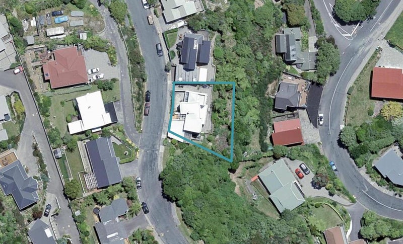 11 Kilsyth Street, Karori, Wellington - Carousel 1