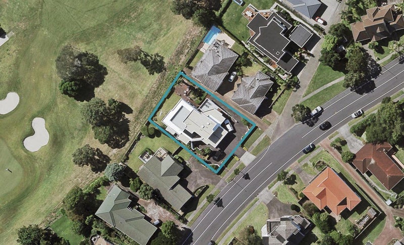 171 Norman Lesser Drive, Saint Johns, Auckland - Carousel 1