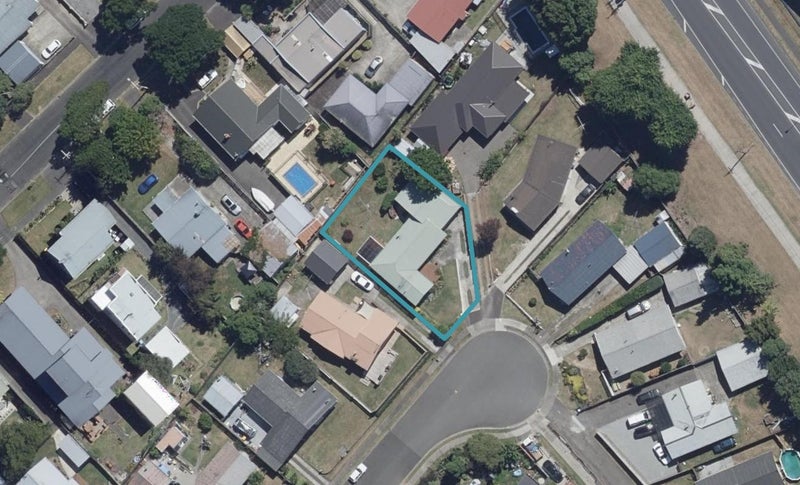 13 Simon Place, Nawton, Hamilton - Carousel 1