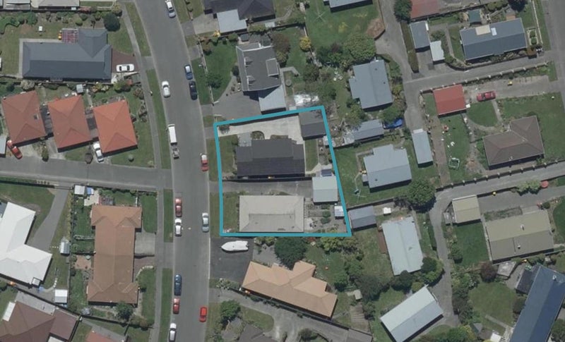 8 Dumfries Drive, Hei Hei, Christchurch - Carousel 1