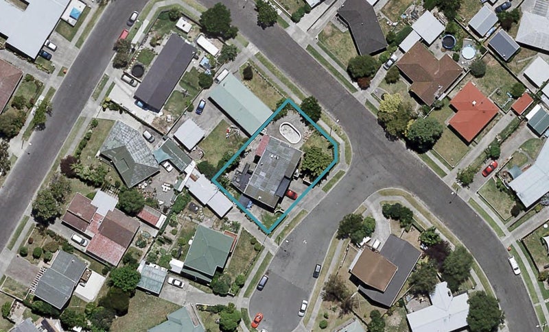2 Porritt Place, Tamatea, Napier - Carousel 1