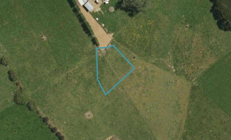 20 Robert Bruce Place, Waipu, Waipu - Carousel 1